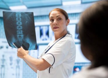 RMN coloana vertebrala Clinica Klass